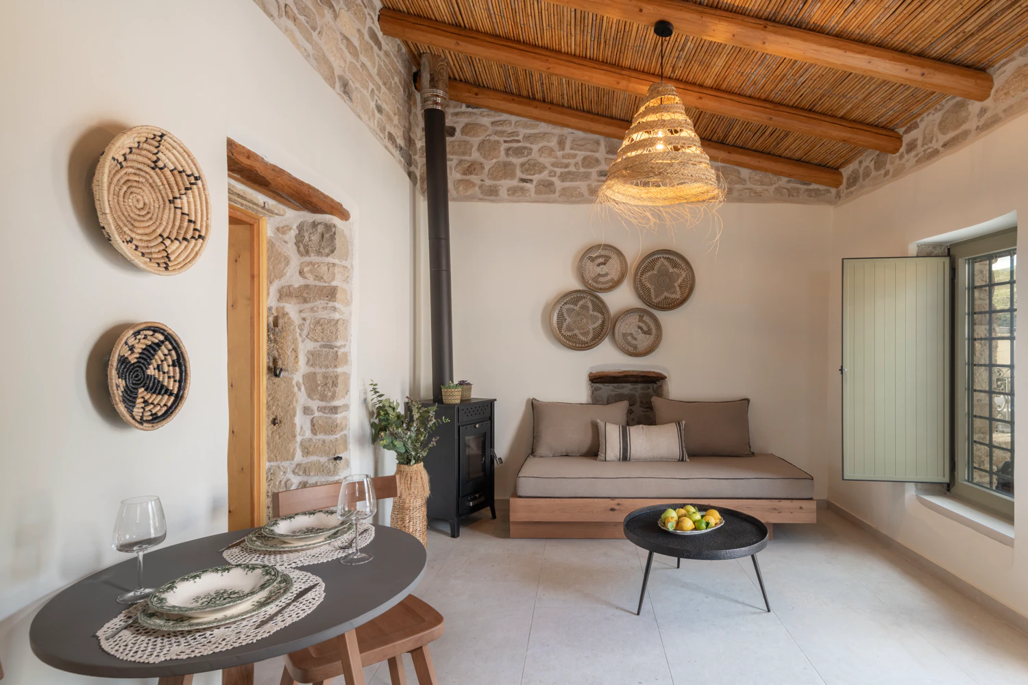 Salon d'une suite de l'hôtel Saint Ten